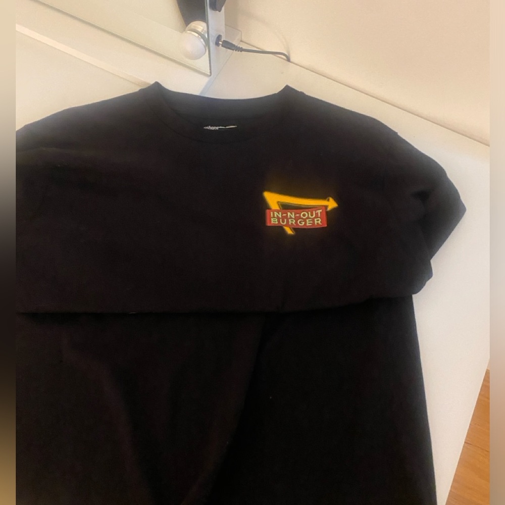 in-n-out graphic tee